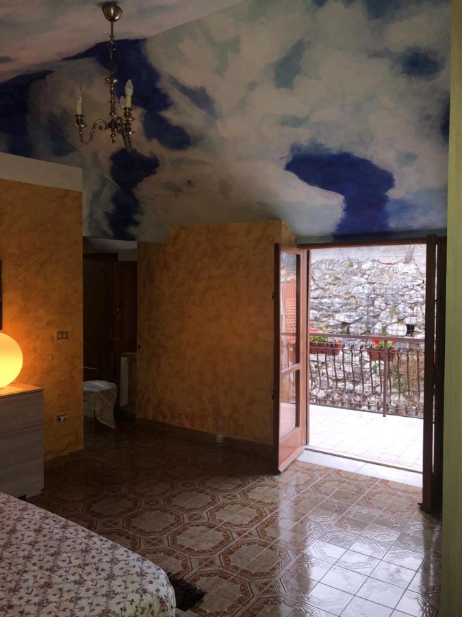 Bed And Breakfast Il Cavaliere Pozzilli Eksteriør bilde