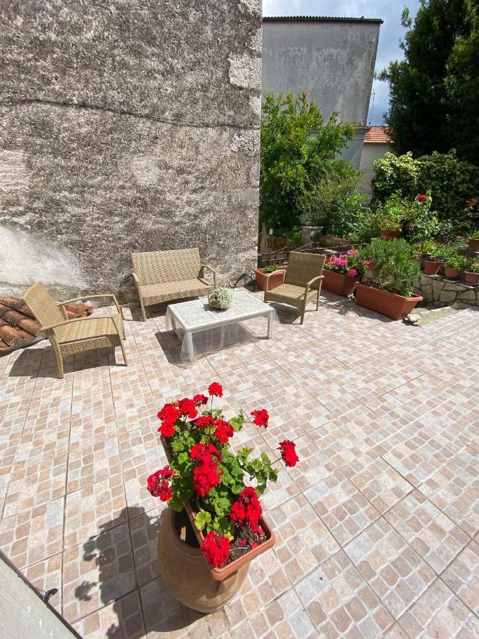 Bed And Breakfast Il Cavaliere Pozzilli Eksteriør bilde